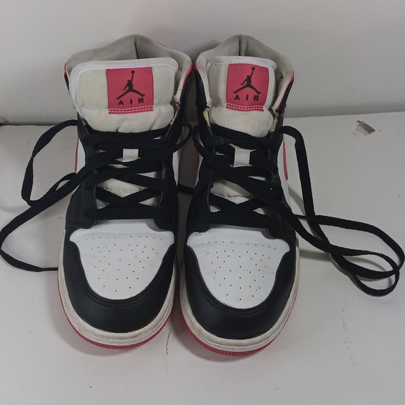 Jordan Shoes Used Jordan Sneakers For Men Poshmark